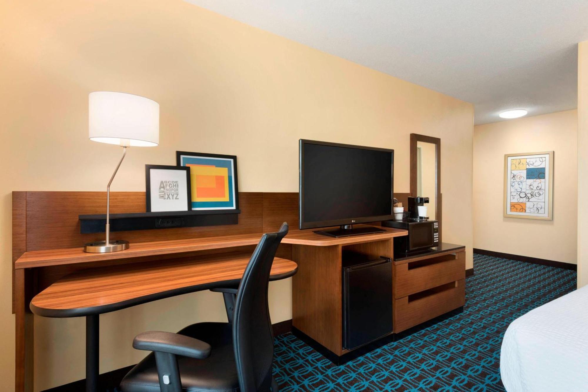 Fairfield Inn & Suites Hartford Manchester Exteriör bild