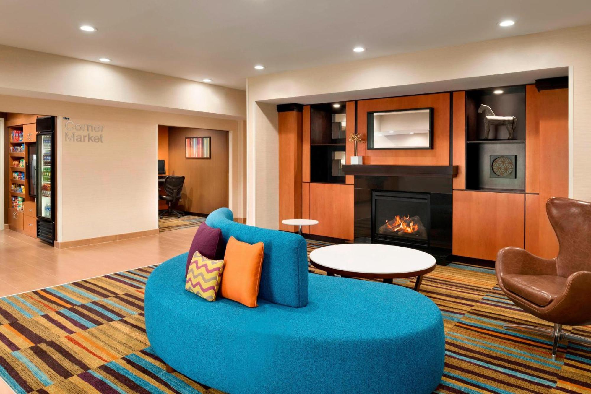 Fairfield Inn & Suites Hartford Manchester Exteriör bild