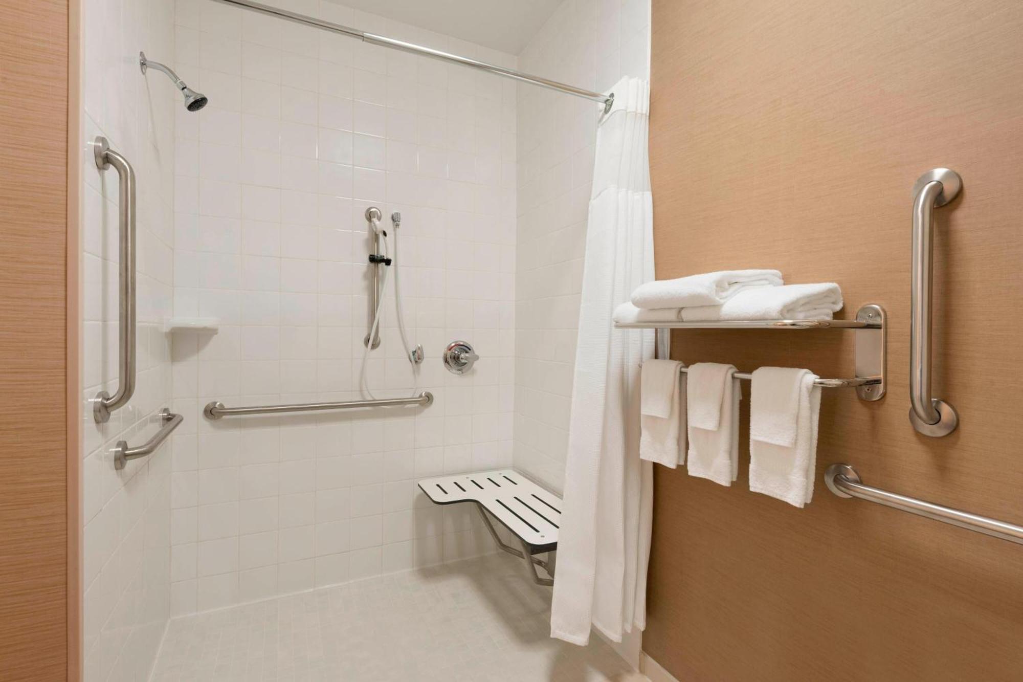 Fairfield Inn & Suites Hartford Manchester Exteriör bild